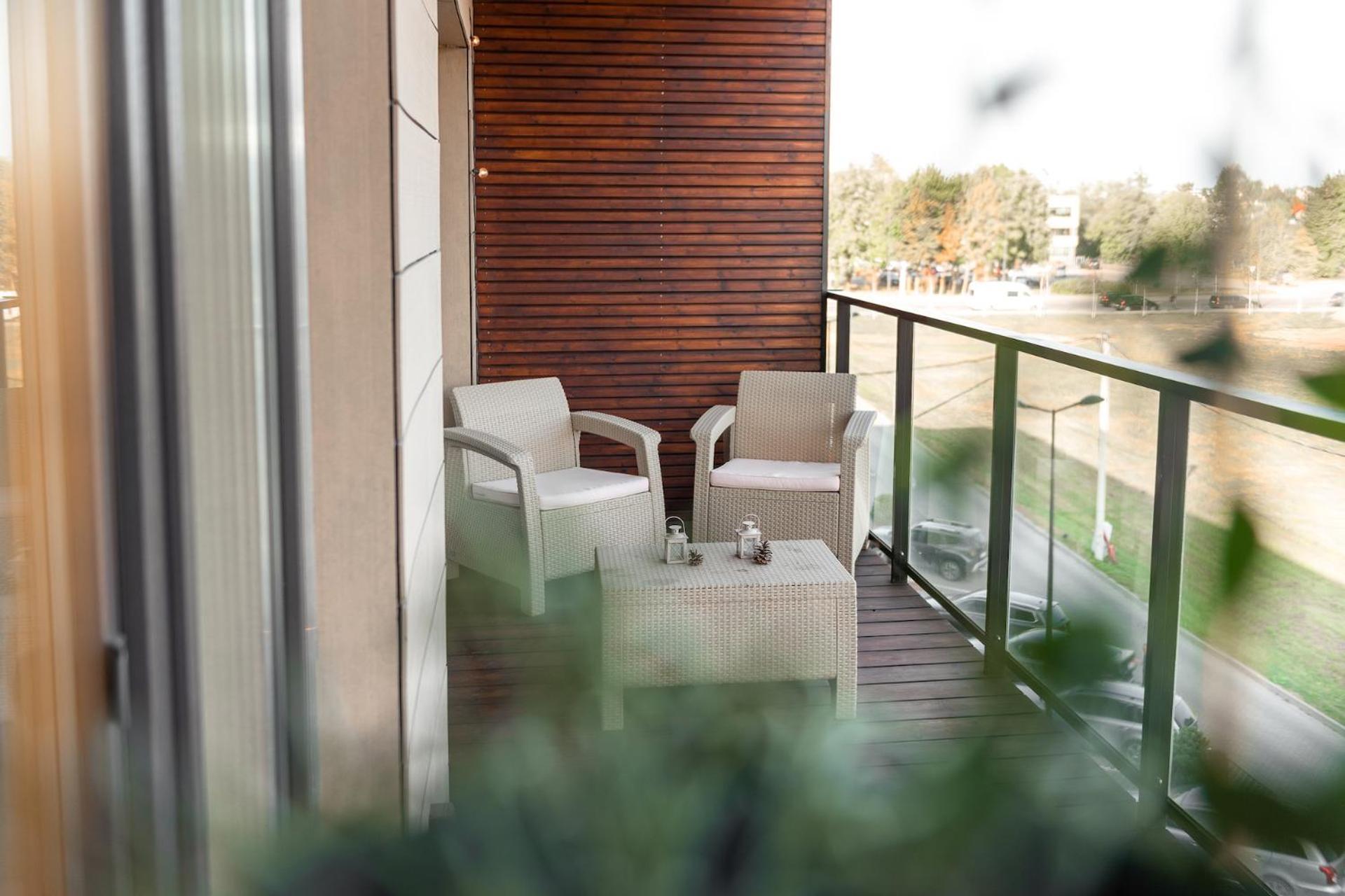 Bright Kaunas Apartment With Castle View ภายนอก รูปภาพ