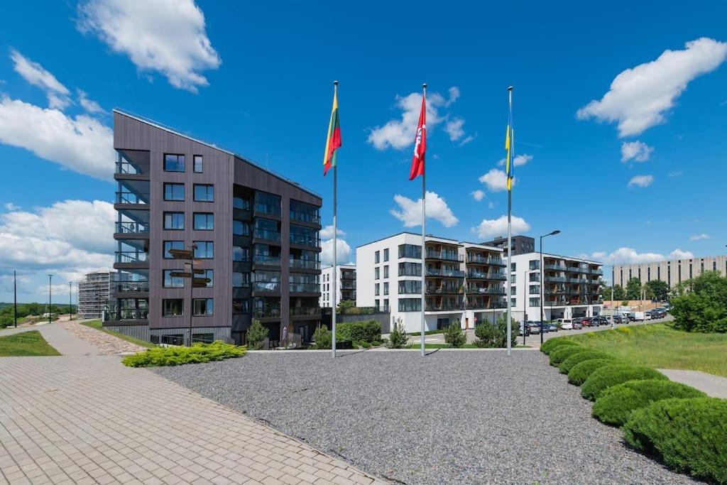 Bright Kaunas Apartment With Castle View ภายนอก รูปภาพ